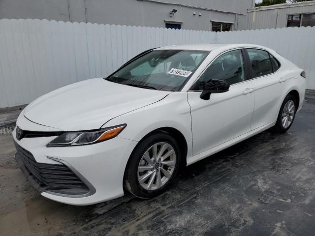 2024 Toyota Camry LE