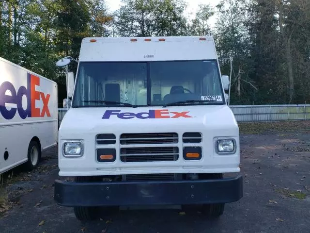 2007 Freightliner Chassis M Line WALK-IN Van