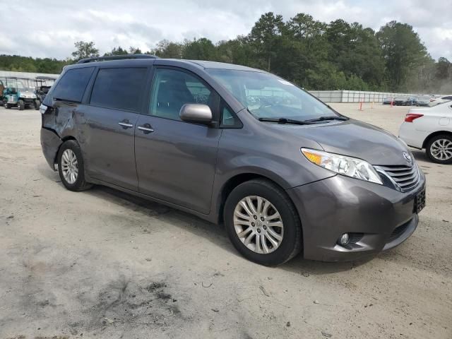 2015 Toyota Sienna XLE