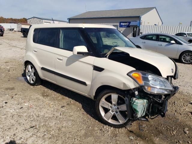 2010 KIA Soul +