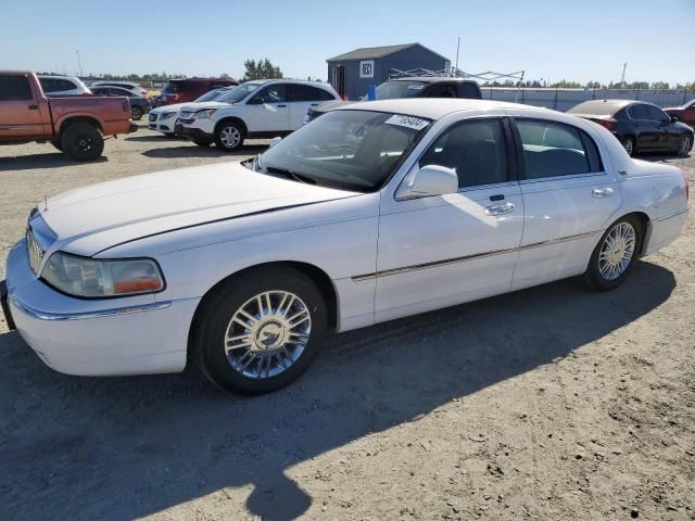 2009 Lincoln Town Car Signature Limited