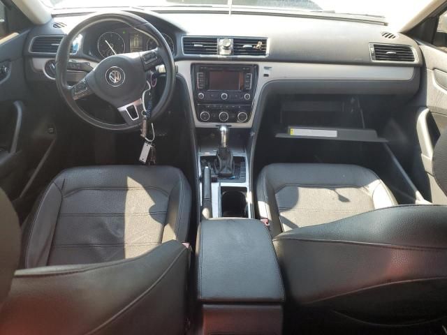 2012 Volkswagen Passat SE