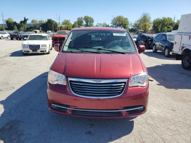 2014 Chrysler Town & Country Touring