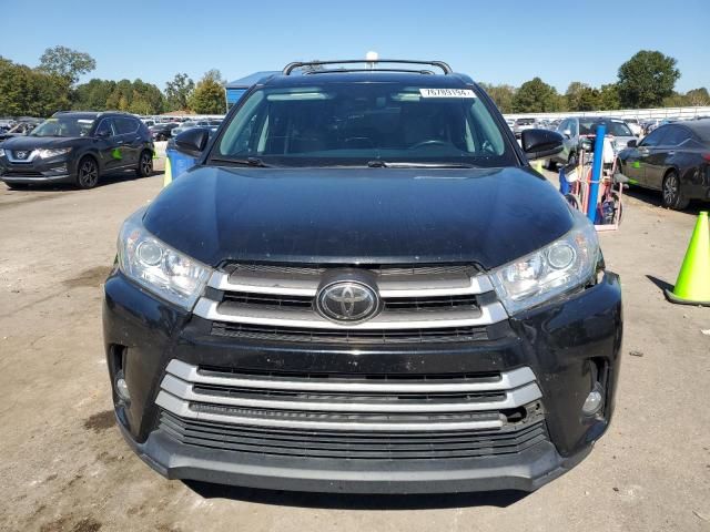 2018 Toyota Highlander SE