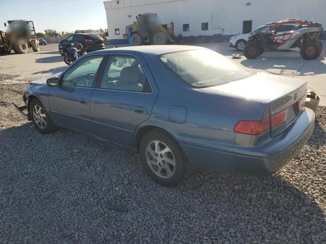 2000 Toyota Camry CE