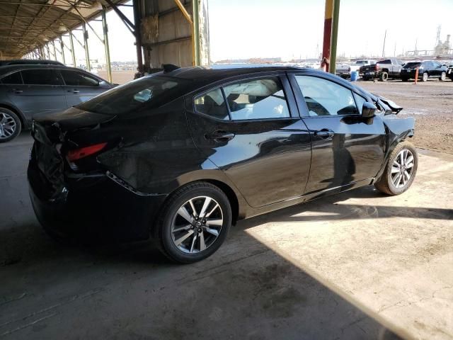 2022 Nissan Versa SV