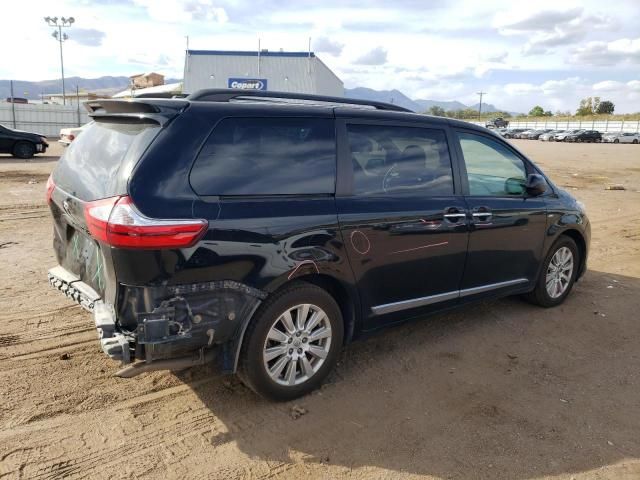 2017 Toyota Sienna XLE