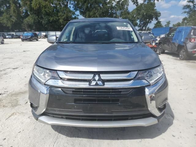 2017 Mitsubishi Outlander SE