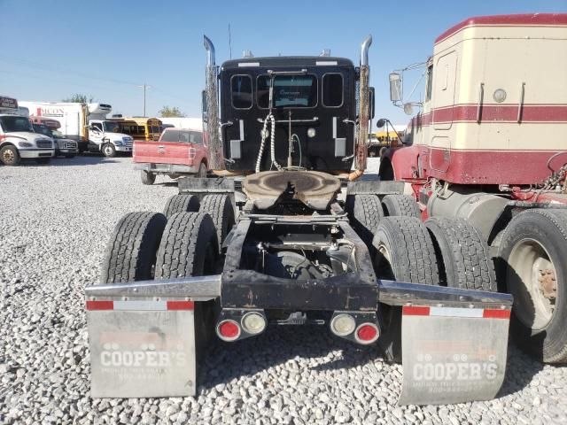 2013 Peterbilt 579