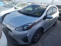 Carros dañados por inundaciones a la venta en subasta: 2018 Toyota Prius C