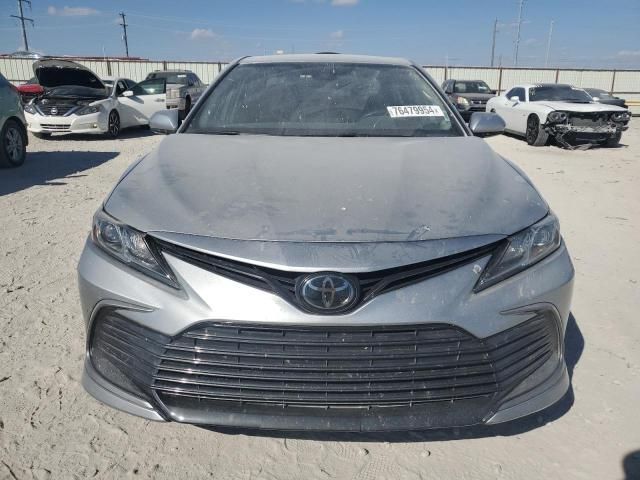 2022 Toyota Camry LE