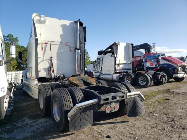 2006 Freightliner Conventional Columbia