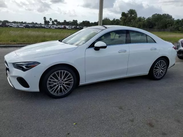 2025 Mercedes-Benz CLA 250