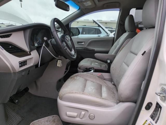 2015 Toyota Sienna XLE