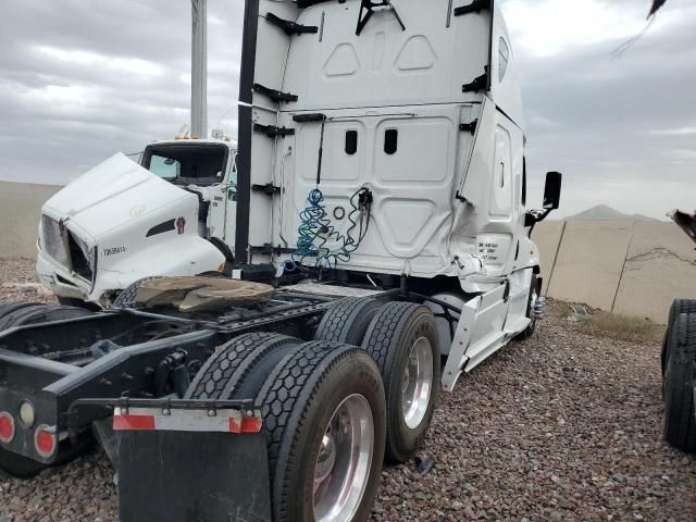 2017 Freightliner Cascadia 125