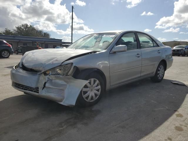 2005 Toyota Camry LE