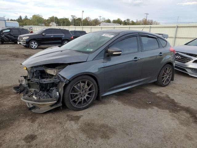 2017 Ford Focus ST