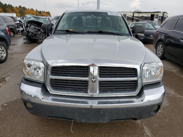 2005 Dodge Dakota SLT