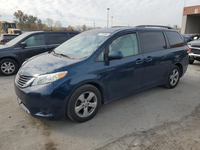 2011 Toyota Sienna LE