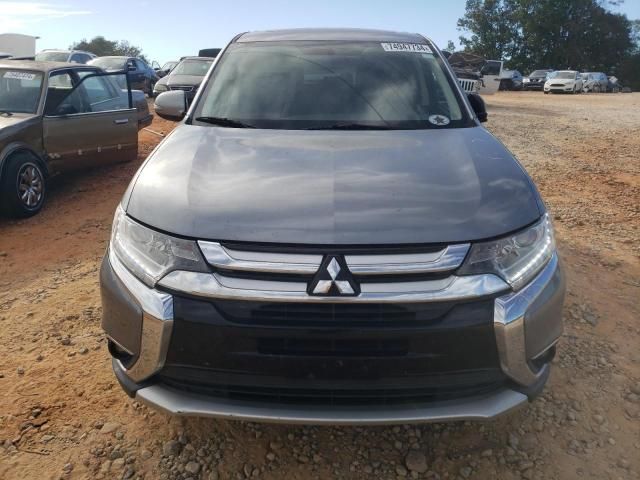 2017 Mitsubishi Outlander SE