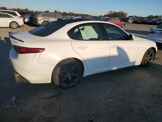 2018 Alfa Romeo Giulia TI Q4