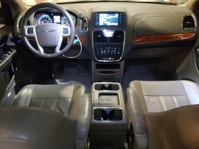 2015 Chrysler Town & Country Touring