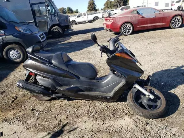 2009 Yamaha YP400