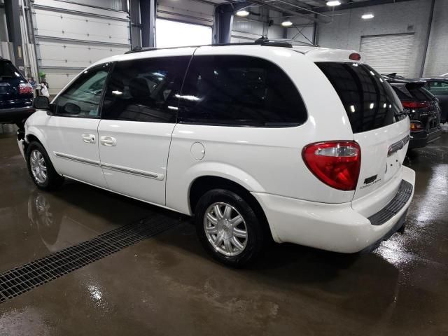 2005 Chrysler Town & Country Touring