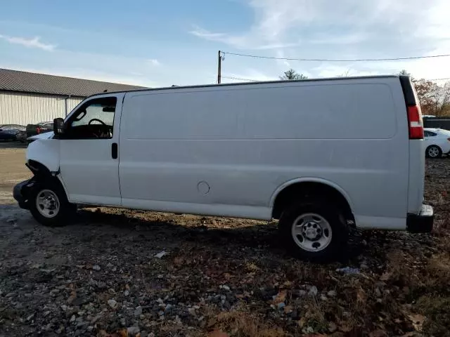 2020 Chevrolet Express G2500