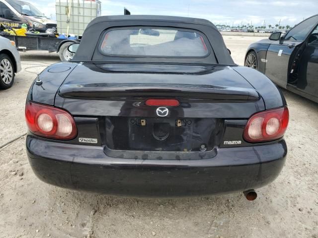 2004 Mazda MX-5 Miata Base