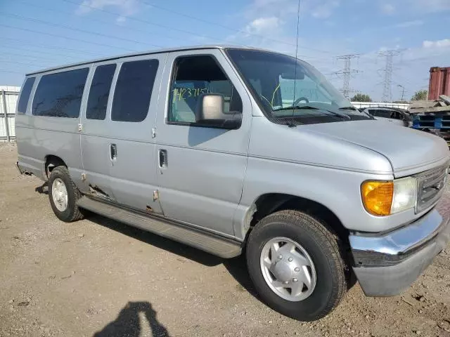 2006 Ford Econoline E350 Super Duty Wagon