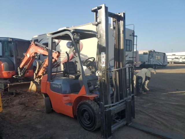 2014 Toyota Fork Lift