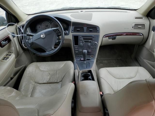 2004 Volvo S60