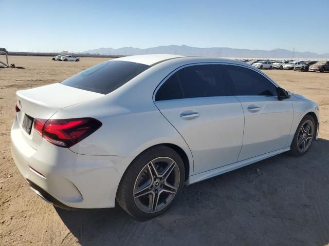 2019 Mercedes-Benz A 220