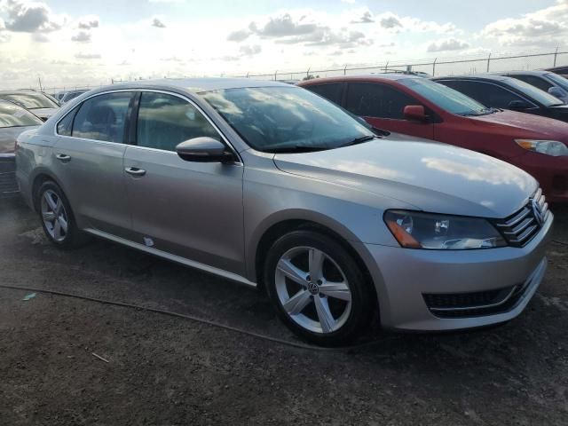 2012 Volkswagen Passat SE