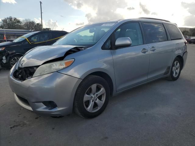 2012 Toyota Sienna LE