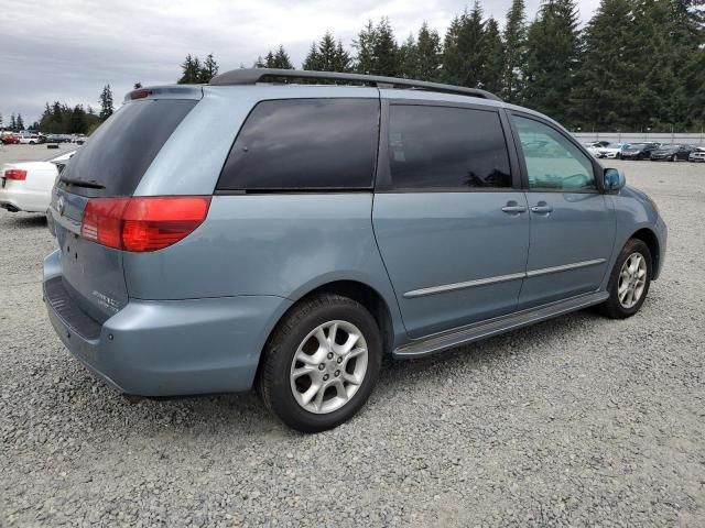 2004 Toyota Sienna XLE