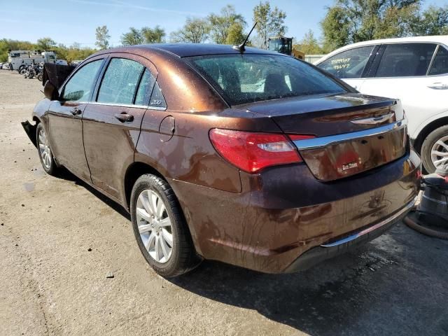 2013 Chrysler 200 Touring