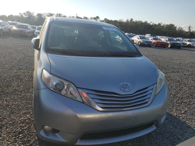 2011 Toyota Sienna XLE