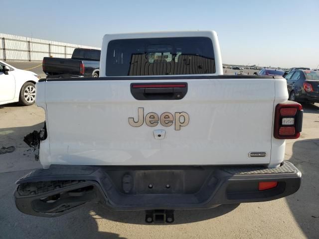 2021 Jeep Gladiator Overland