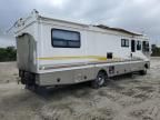 2003 Fleetwood 2003 Workhorse Custom Chassis Motorhome Chassis W2