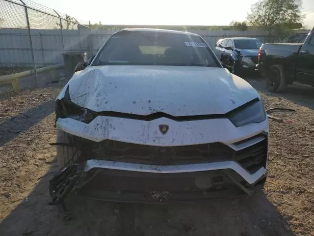 2022 Lamborghini Urus