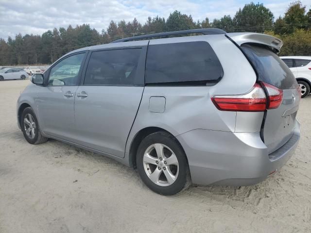 2015 Toyota Sienna LE