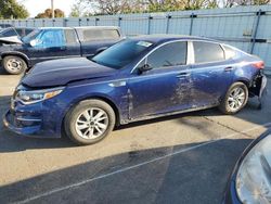 Carros salvage sin ofertas aún a la venta en subasta: 2018 KIA Optima LX