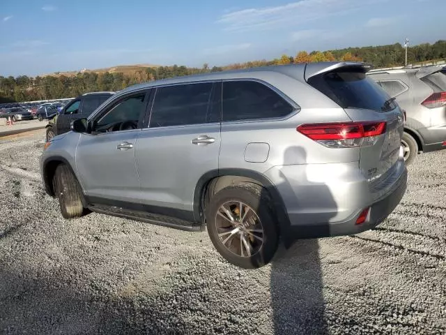 2019 Toyota Highlander LE