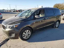 KIA Vehiculos salvage en venta: 2015 KIA Sedona LX