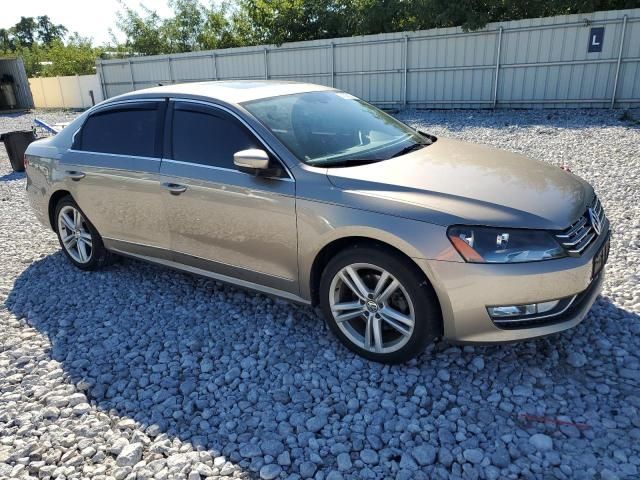 2015 Volkswagen Passat SEL