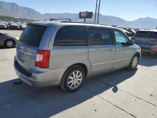 2016 Chrysler Town & Country Touring