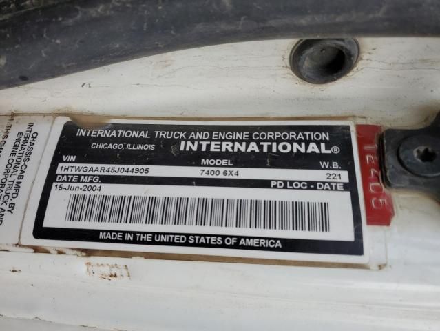 2005 International 7000 7400