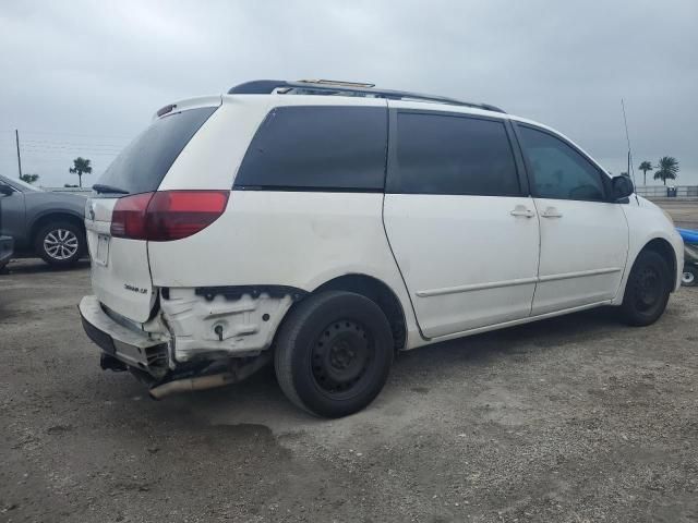 2005 Toyota Sienna CE